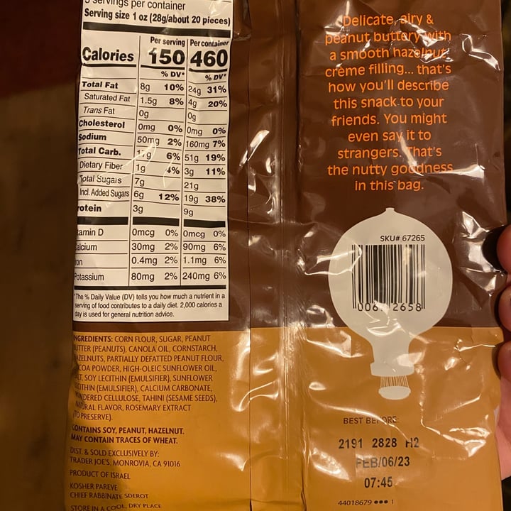 photo of Trader Joe's Bamba with Hazelnut Créme Filling shared by @emilystamper on  21 Nov 2022 - review