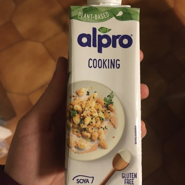 photo of Alpro Oat Cooking Cream shared by @veryveg on  24 Oct 2022 - review