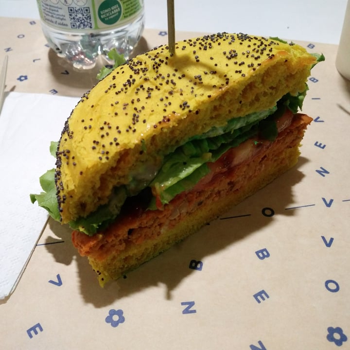 photo of Flower Burger Funky Cecio shared by @nerofumo on  08 Oct 2021 - review