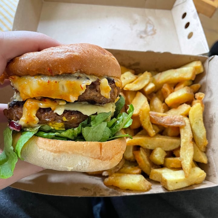 photo of Honest Burgers - Cambridge Plant Burger + Chips shared by @plantana on  27 Apr 2021 - review