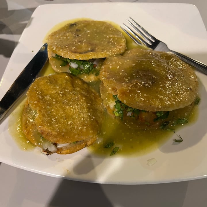 photo of Veganion gorditas shared by @karenaho1 on  07 Dec 2022 - review