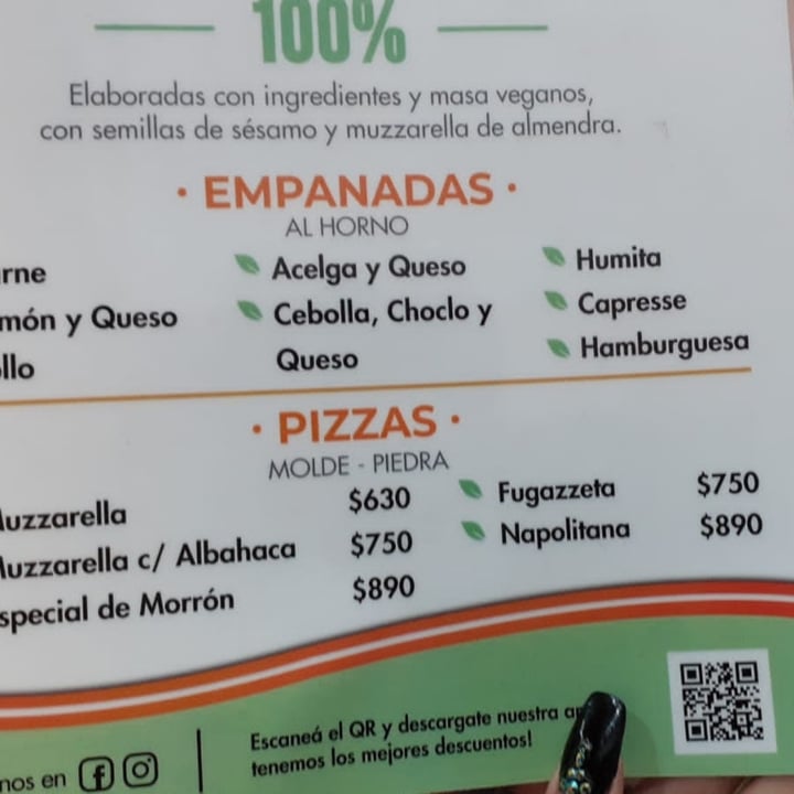 photo of Empanadas de 10 Pizza shared by @jennilaurencio on  26 Dec 2021 - review