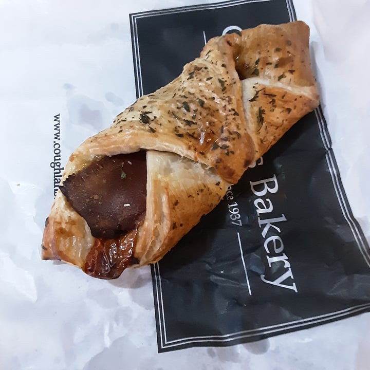 photo of Coughlans Bakery Sutton Vegan Bacon, Cheese & Roasted Tomato turnover shared by @waitrosevegan on  17 Jan 2021 - review
