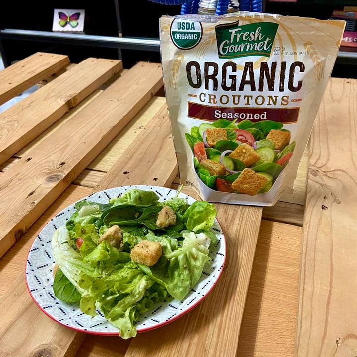 photo of Fresh Gourmet Organic croutons seasoned shared by @dafnelately on  12 Mar 2021 - review
