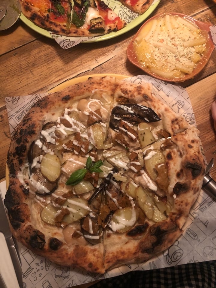 review photo of Purezza - Vegan Pizza Camden Couch Potato shared by @bethanybee on 06 Jan 2020 - review