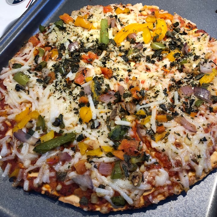 review photo of Daiya Fire-Roasted Vegetable Pizza shared by @biancadr21 on 14 Jan 2021 - review