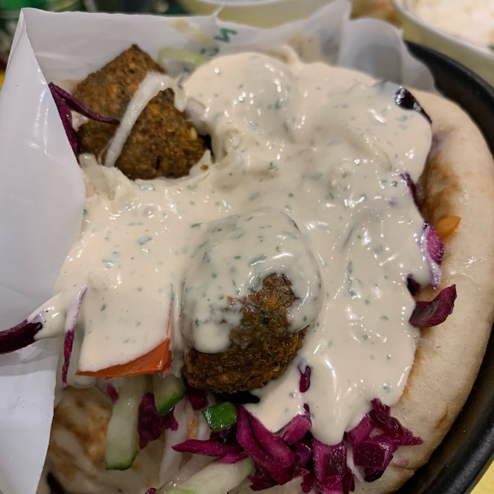 photo of L'As du Fallafel Falafel Pitta shared by @serecapu on  07 May 2022 - review