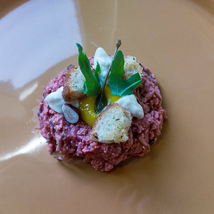 photo of Aquafaba Restaurant & TakeAway La tartare shared by @oricalco on  17 Aug 2021 - review