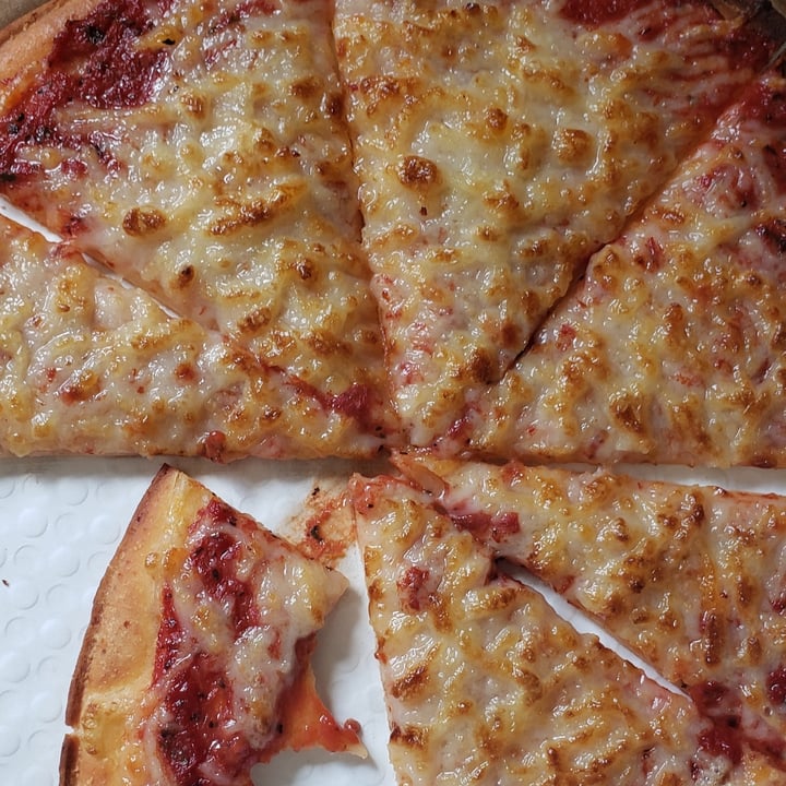 review photo of Red Swan Pizza Gluten Free Pizza shared by @karenlocheed on 07 Jun 2020 - review