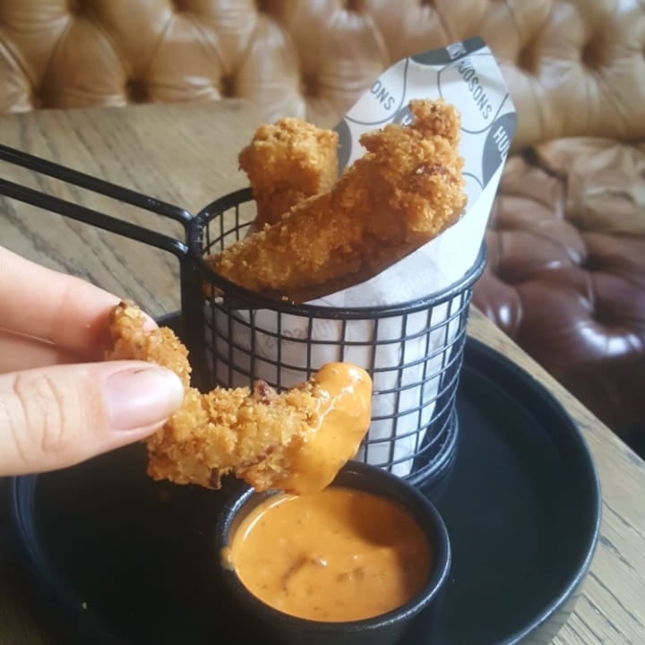 photo of Hudsons The Burger Joint (Gardens) Panko Crumbed Strips shared by @indigo-butterfly on  05 May 2021 - review