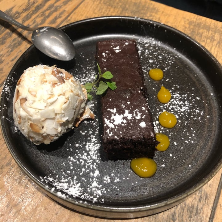 photo of OmNom Chocolate Brownie shared by @jessskh on  10 Nov 2021 - review