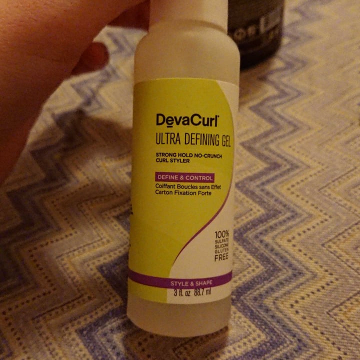 photo of DevaCurl Ultra Defining Gel shared by @giulynerin on  24 Mar 2022 - review