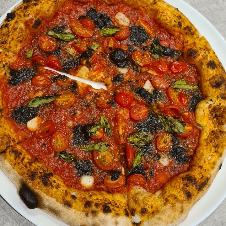 photo of Pizza Power Vegan Marinara Sbagliata shared by @vivianmaximo on  23 Apr 2022 - review