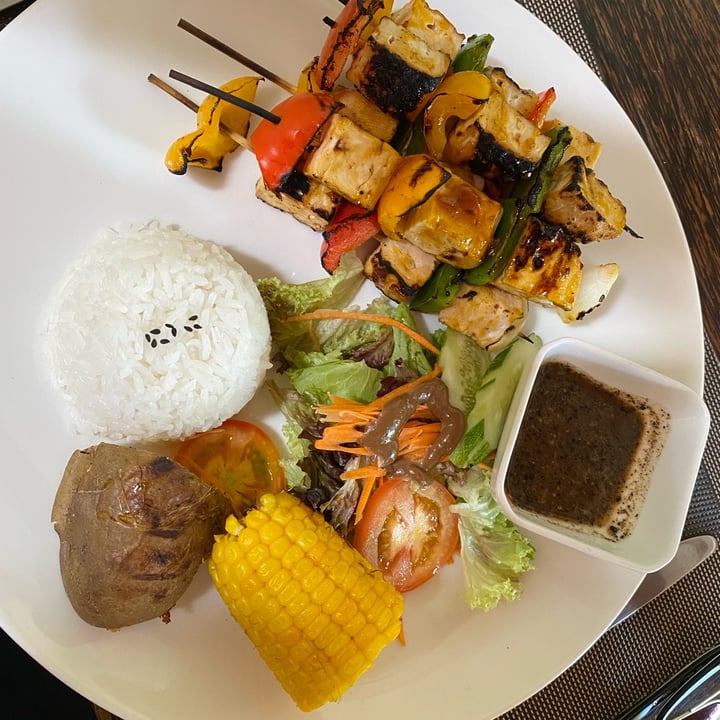 photo of Pavilion Hotel BBQ Tofu And Vegetables shared by @janscaz on  08 May 2022 - review