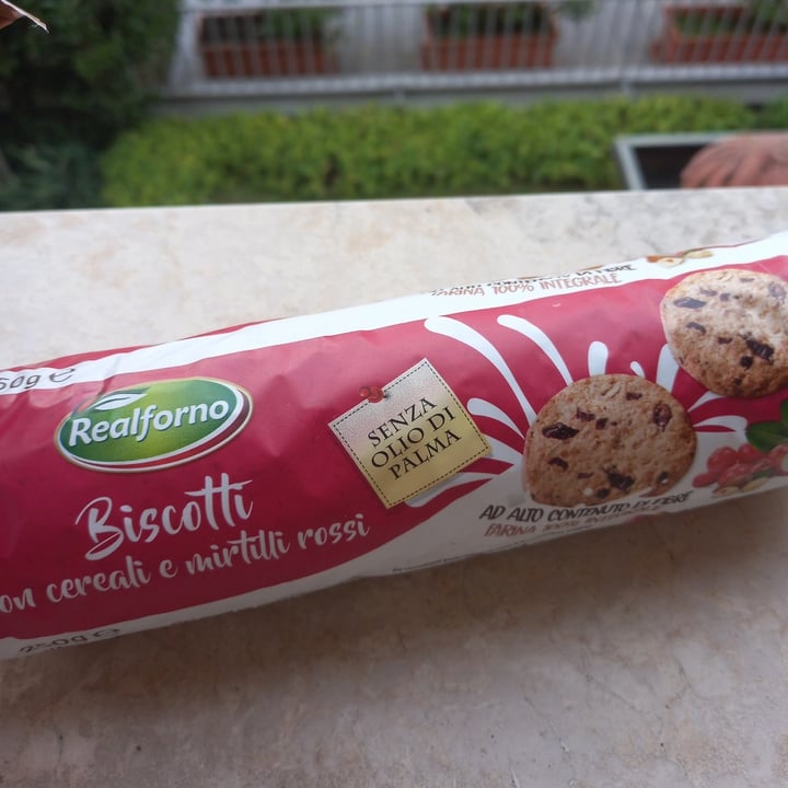 photo of Realforno Biscotti Cereali E Mirtilli Rossi shared by @kibi on  29 Jun 2022 - review