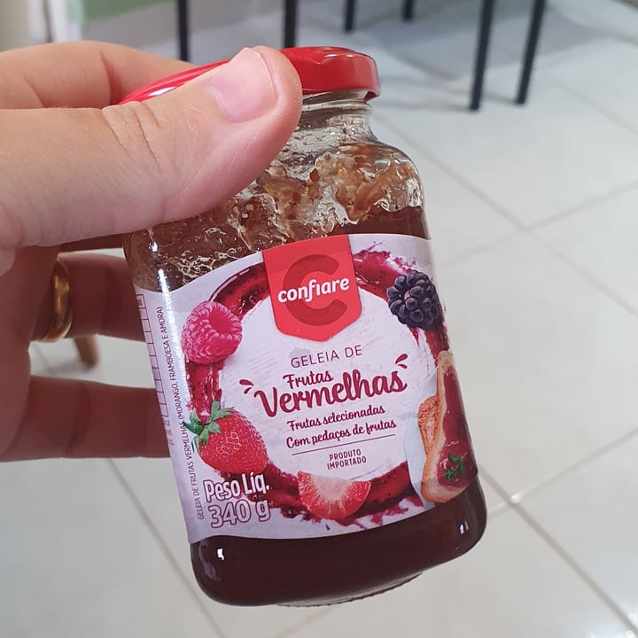 photo of Confiare Geleia Frutas Vermelhas shared by @rodolfoxpep on  15 May 2022 - review