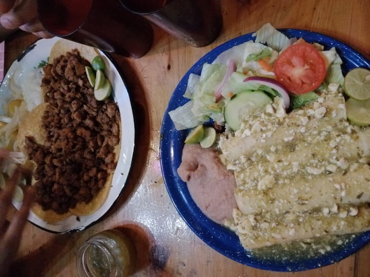 photo of Trece Lunas Enchiladas suizas Y Tacos De Soya shared by @lauragamez on  26 Feb 2020 - review
