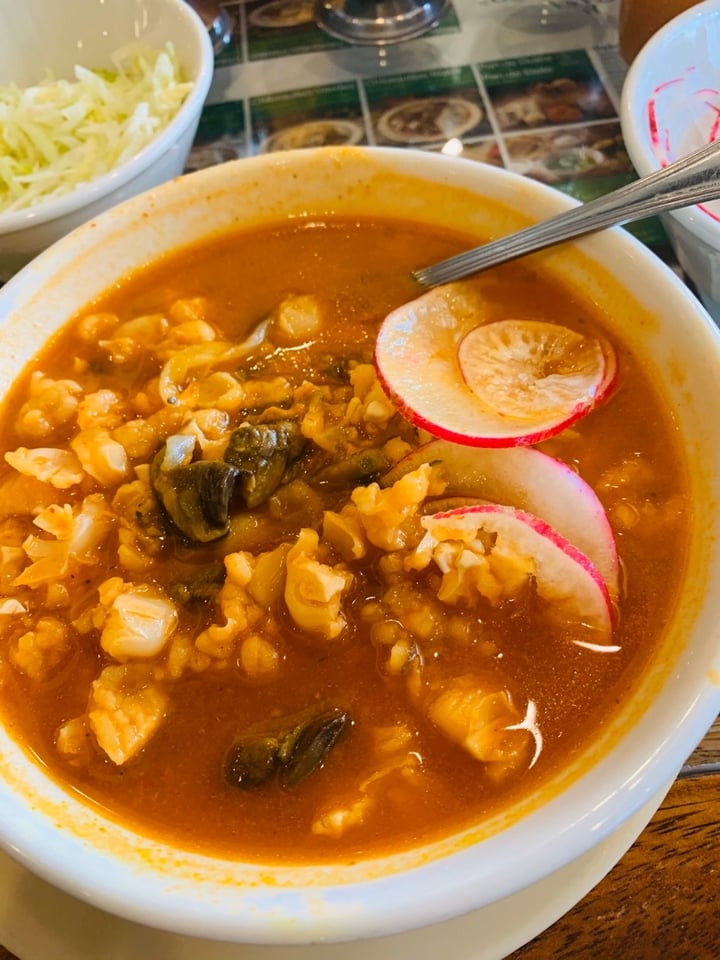 photo of La Casa de Toño Pozole de setas y flor de calabaza shared by @georginaleal on  23 Feb 2020 - review