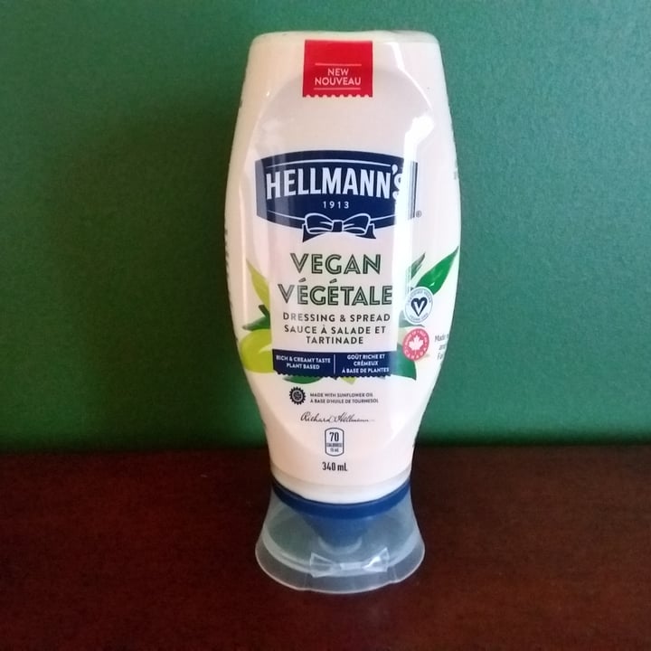 photo of Hellmann’s Vegan Dressing & Spread shared by @farmette on  10 Aug 2022 - review