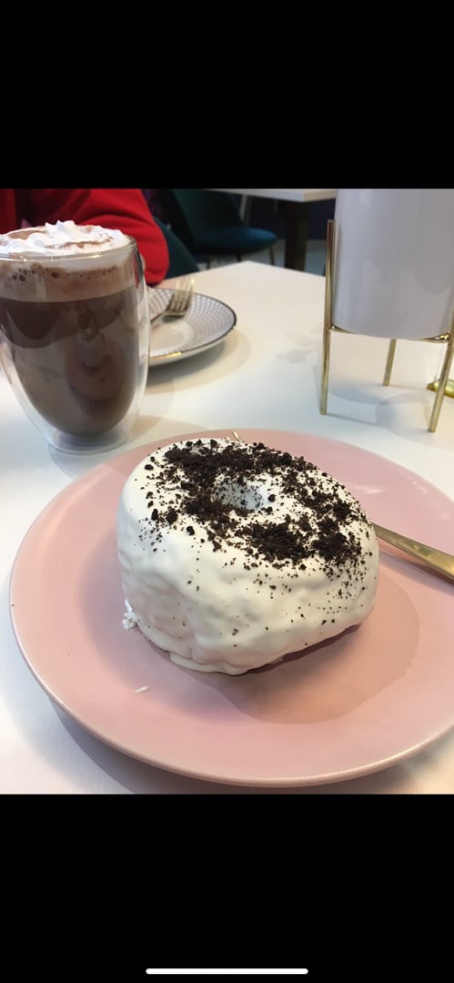 photo of Naked Bakery Oreo donut shared by @ciararichards on  12 Apr 2019 - review