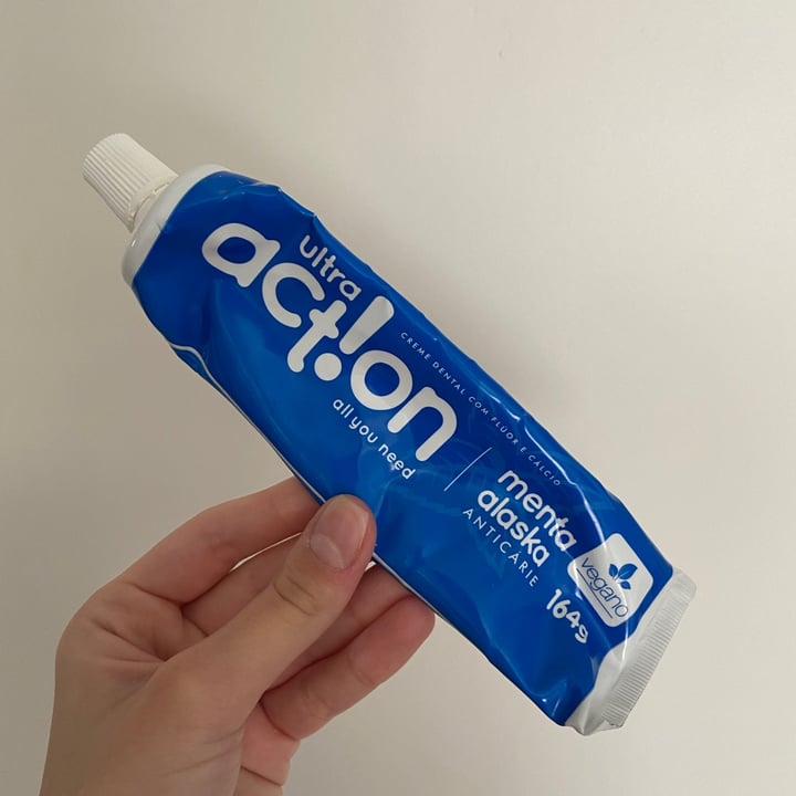 photo of Ultra action Creme dental Menta Alaska shared by @vegcomma on  31 Aug 2021 - review