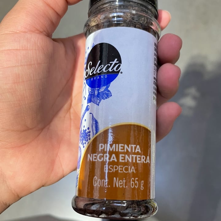 review photo of Selecto Brand pimienta negra shared by @veganitaaaa on 30 Jun 2022 - review