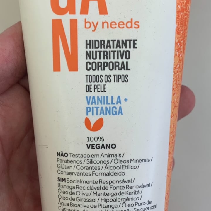 photo of Vegan by Needs Creme hidratante corporal Vanilla + Pitanga shared by @maristea on  05 May 2022 - review