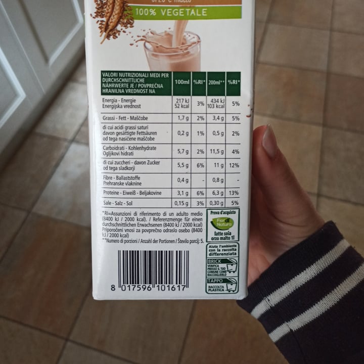 photo of Fior di Natura Bevanda Alla Soia Orzo E Malto shared by @danidi90 on  13 Mar 2022 - review