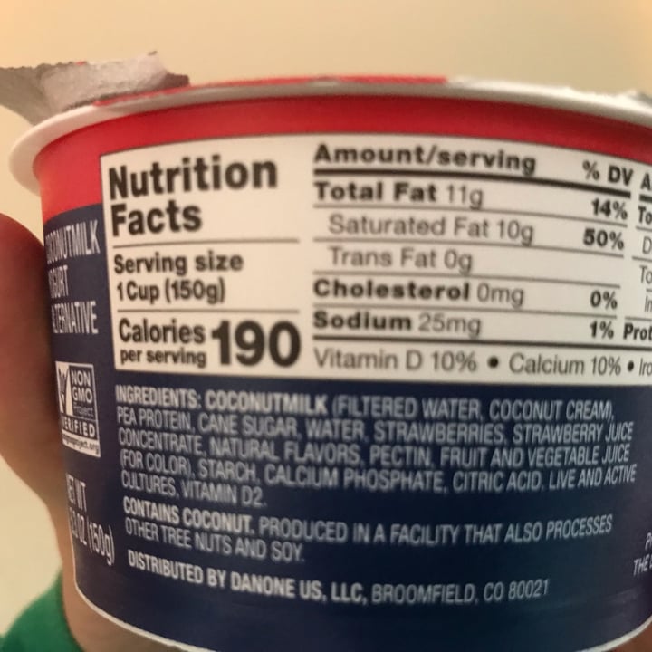 review photo of Silk Greek Style Strawberry Yogurt Alternative shared by @slowarrow on 28 Jan 2022 - review