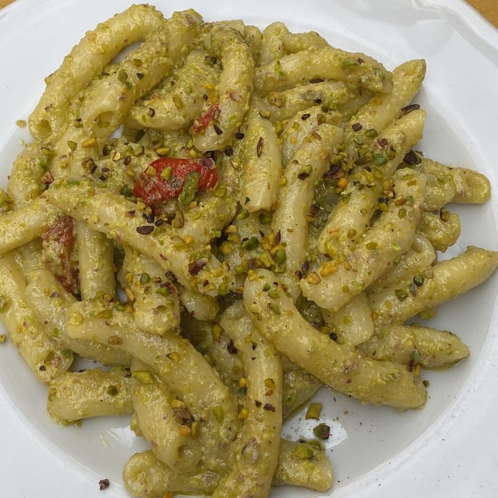 review photo of Cantina Modica di S. Giovanni Pasta Pesto Pistacchio shared by @tinioceansoul on 12 Oct 2021 - review