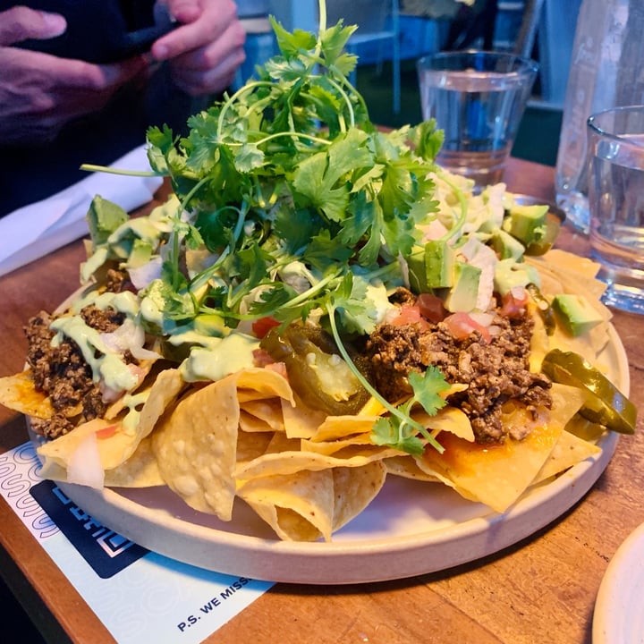 photo of Fresh on Crawford Nachos shared by @thealexrae on  06 Oct 2021 - review