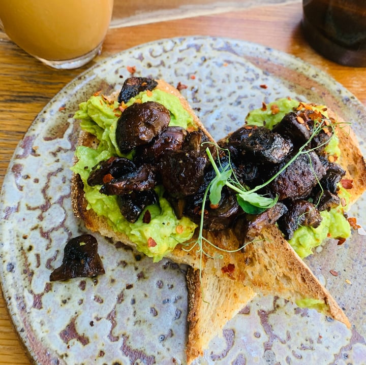 photo of Common Man Coffee Roasters Marmite Mushrooms shared by @crueltyfreetan on  16 Jul 2020 - review