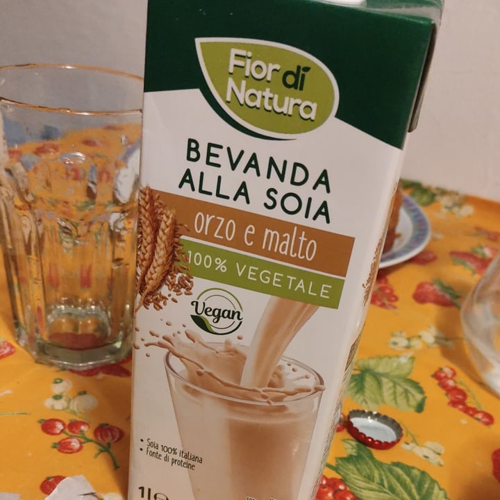 photo of Fior di Natura Bevanda Alla Soia Orzo E Malto shared by @claudiabrunico on  07 Apr 2022 - review