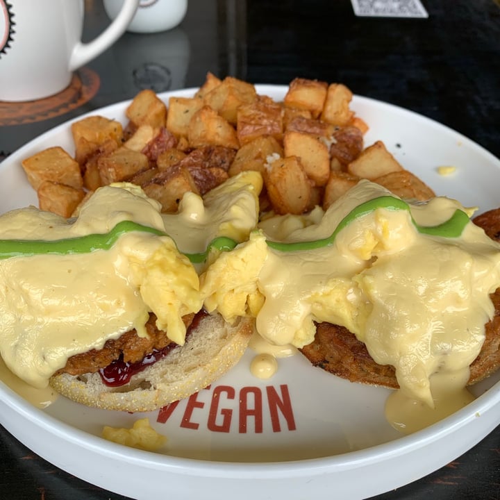 photo of Breakfast Republic Jammin’ Bennie shared by @alexandraxnicole on  30 Apr 2021 - review