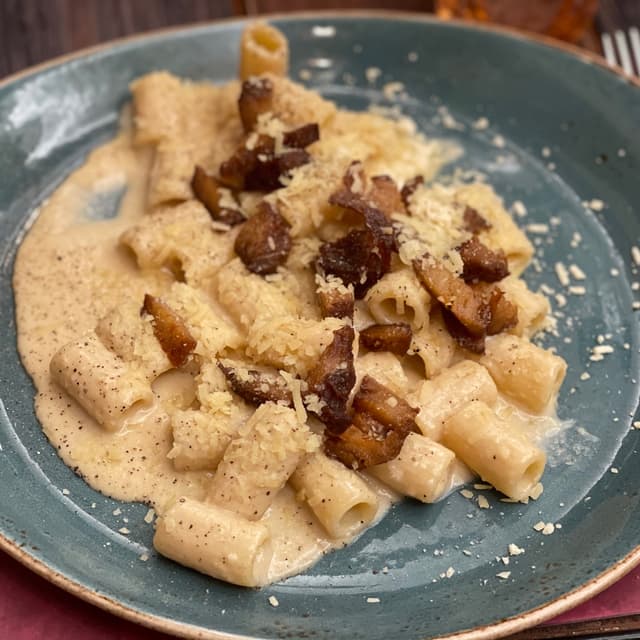 Photo of the dish “Mezzamanica Alla Gricia Vegan”