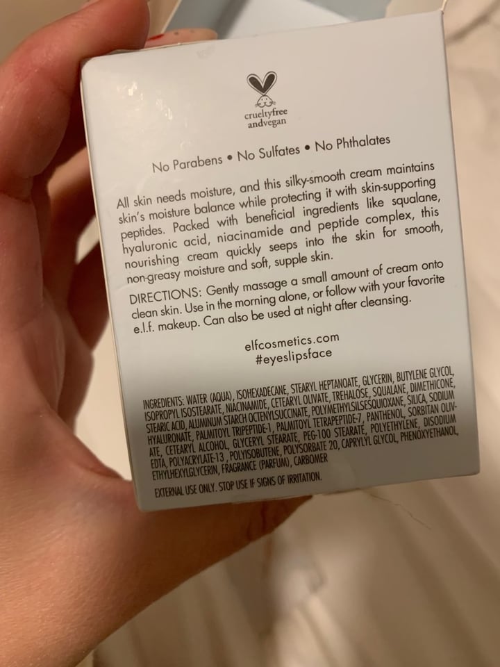 review photo of e.l.f. Cosmetics Holy hydration! face cream shared by @solebalsa on 31 Jan 2022 - review