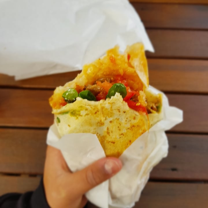 photo of il Pozzo Cafe Breakfast VEGAN Wrap shared by @callanf08 on  07 Jul 2020 - review