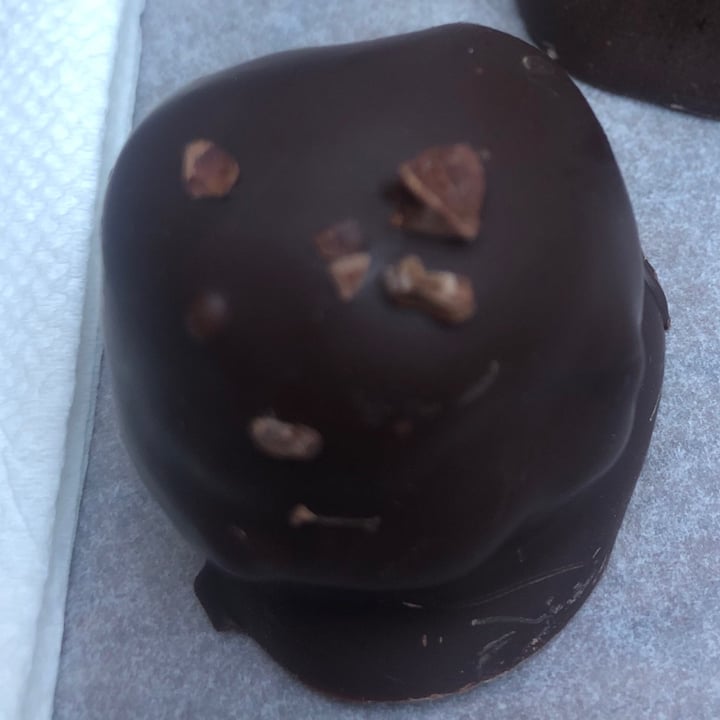 photo of Honest Chocolate Cafe Ginger chocolate truffle shared by @jordyb on  02 Aug 2020 - review