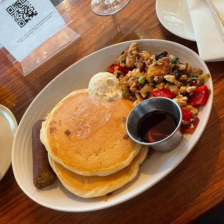 photo of Plum Bistro Plum Slam shared by @veganwarrior666 on  17 Apr 2022 - review