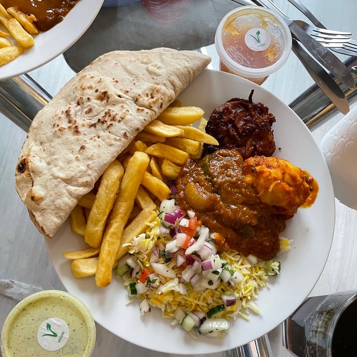 photo of Vegan Rasoi Curry shared by @kingtumtum1 on  05 Aug 2021 - review