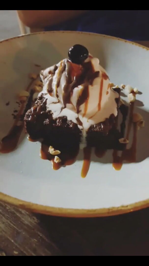 photo of 416 (Four One Six) Brownie shared by @yasminbee on  25 Aug 2019 - review