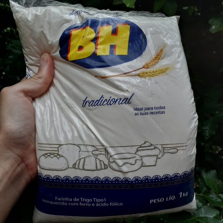 review photo of Supermercado BH Farinha de trigo tradicional shared by @analuizasunflower on 05 Jan 2022 - review