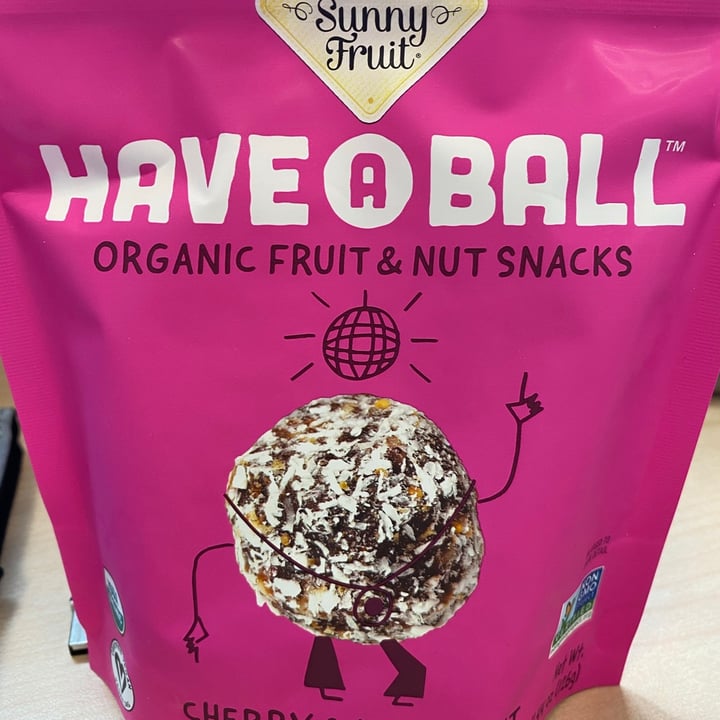photo of Sunny Fruit Have a ball : Cherry and hazelnut shared by @willystyleee on  08 Apr 2021 - review
