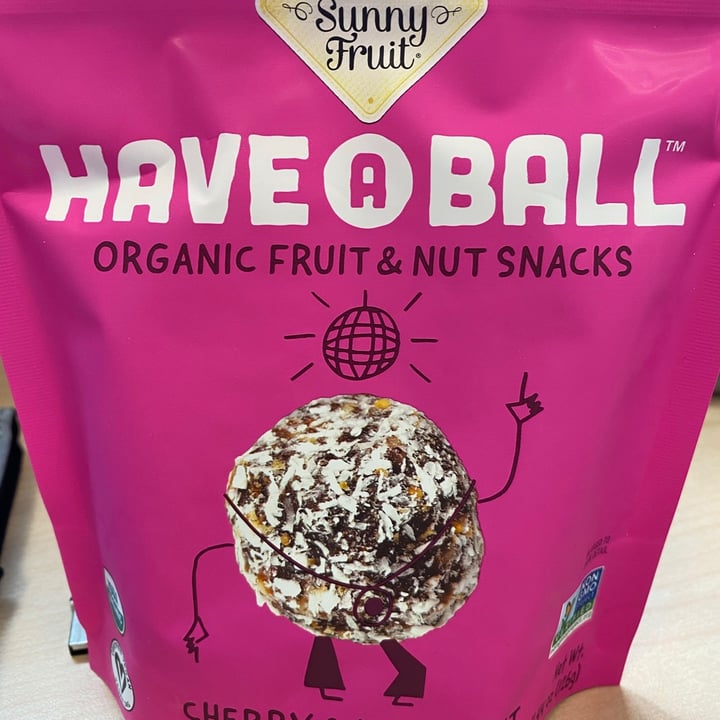 review photo of Sunny Fruit Have a ball : Cherry and hazelnut shared by @willystyleee on 08 Apr 2021 - review