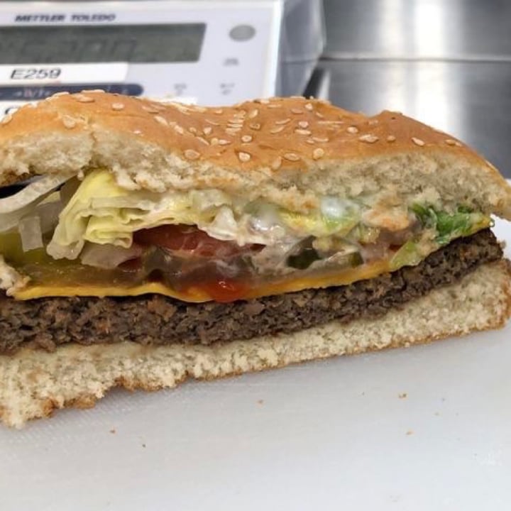 review photo of Burger King Impossible Whopper shared by @nickiignacio on 06 Aug 2020 - review