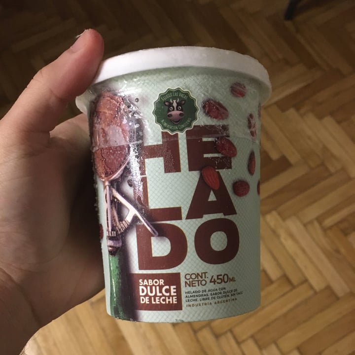 photo of Felices Las Vacas Helado de Agua sabor Dulce de Leche shared by @leandiluigi on  01 Jun 2020 - review