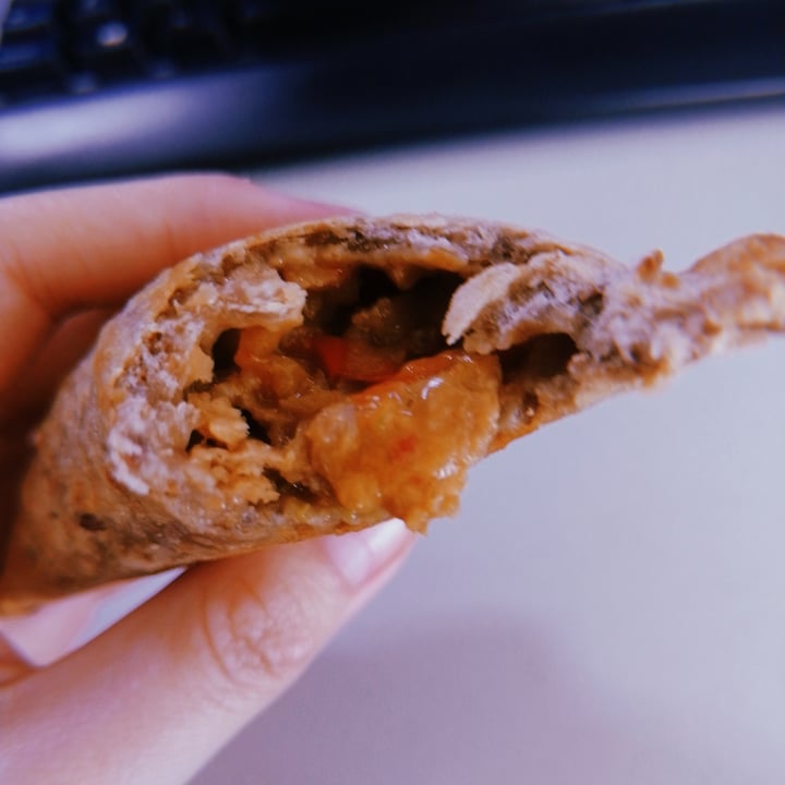 review photo of Costumbres Argentinas Empanadas veganas shared by @alyerim on 09 May 2022 - review