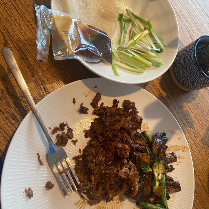 photo of Linda McCartney's Vegetarian Hoisin Duck Meal Kit shared by @jennieelouise on  19 Jun 2022 - review