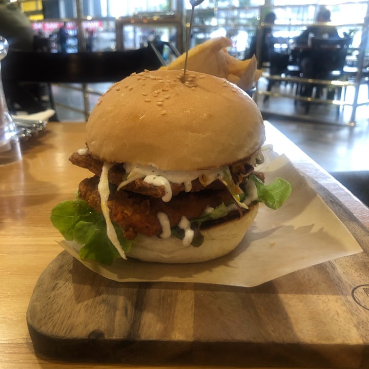 photo of Kaylee's Eatery Chick’n Burger shared by @melveegan on  13 Nov 2022 - review
