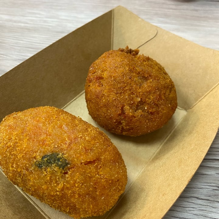 photo of Al Pachino Supplì Vegano shared by @giuliaghil on  11 Jun 2022 - review
